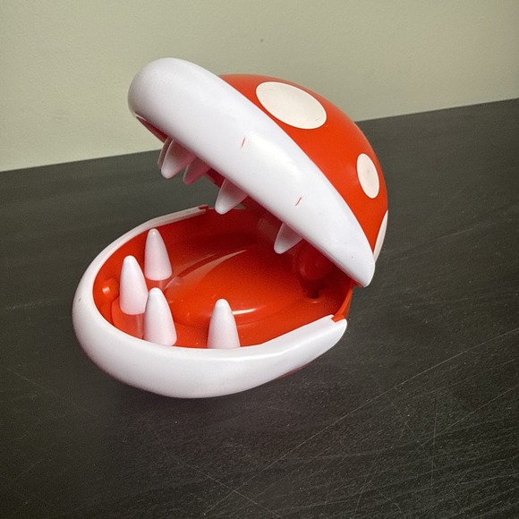 Super Mario Piranha Plant Escape Game Corpse Flower Replacement Epoch Toy - Picture 3 of 8
